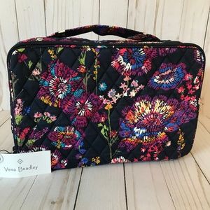 NWT Vera Bradley Large Blush & Brush Cosmetic Bag